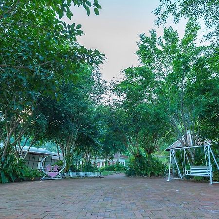 Pou Villa Luang Namtha Buitenkant foto